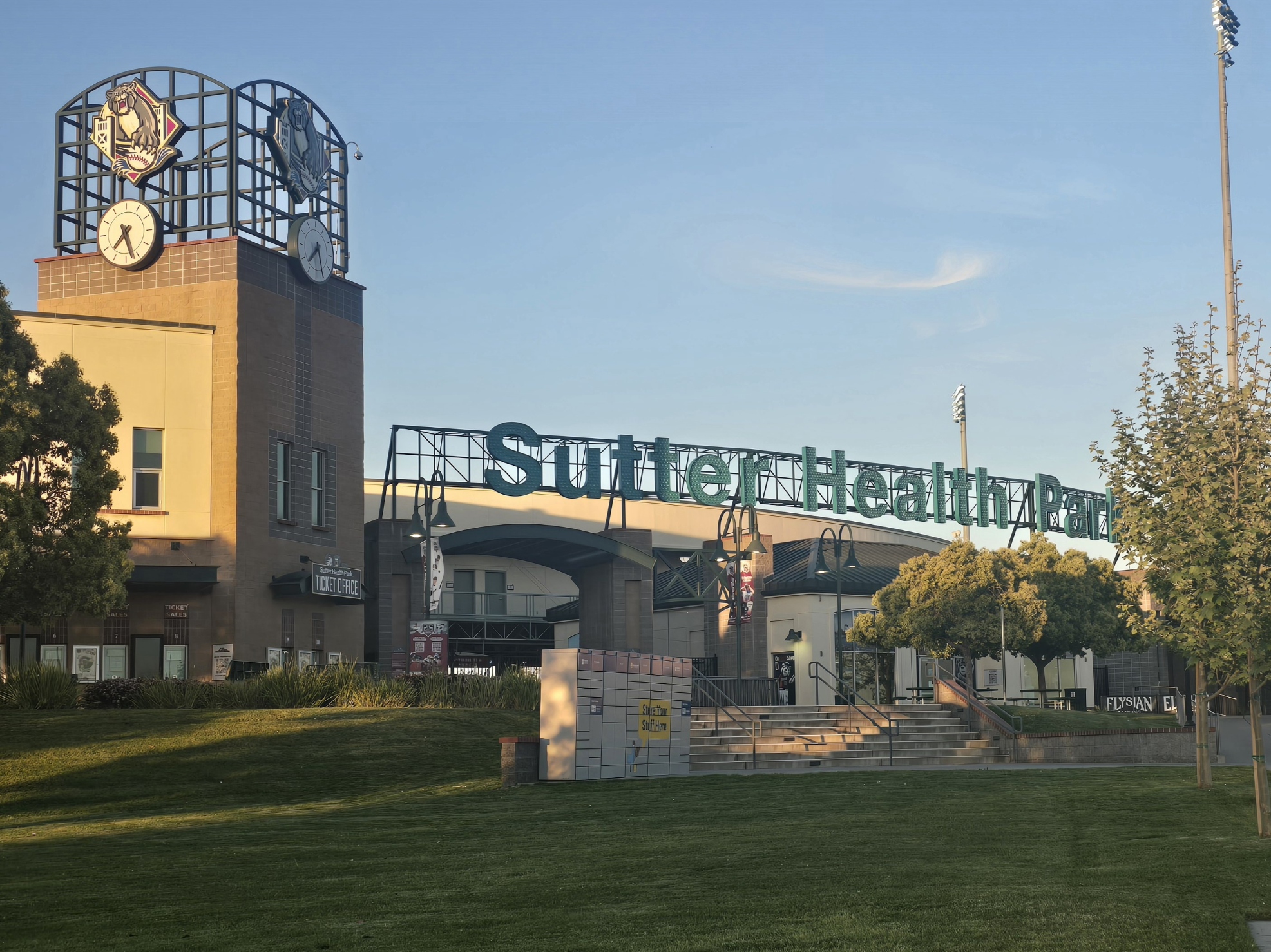 Bay Area baseball team moves to Sacramento, students react – The Connection